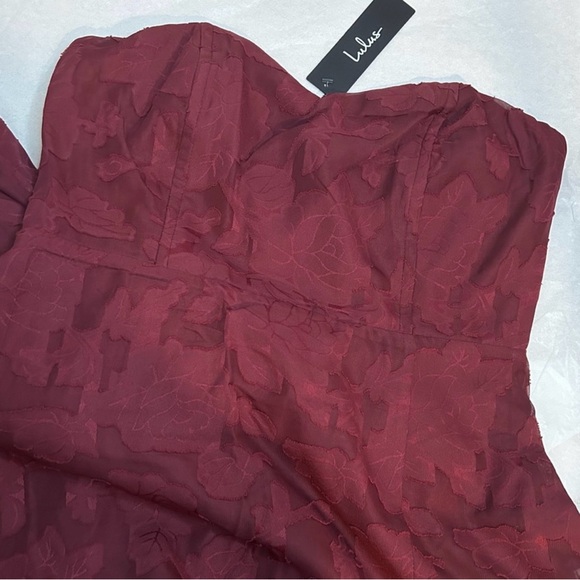 Lulu's Burgundy Strapless Maxi Dress *NEVER WORN* - Picture 5 of 8